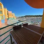 Apartamento Marina Pool & Sea