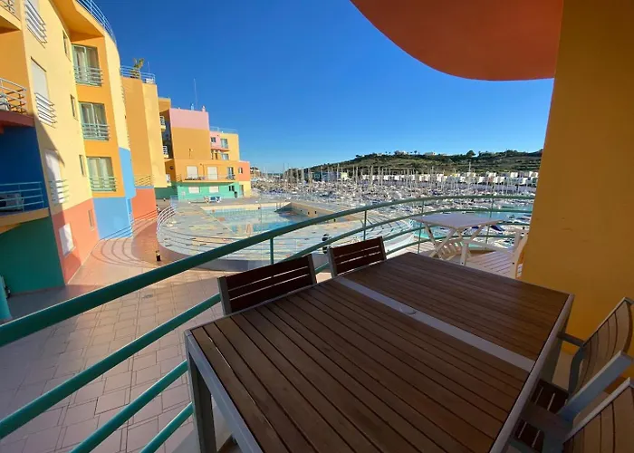 Apartament Marina Pool & Sea