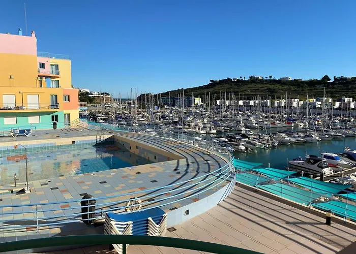 Marina Pool & Sea Apartamento *